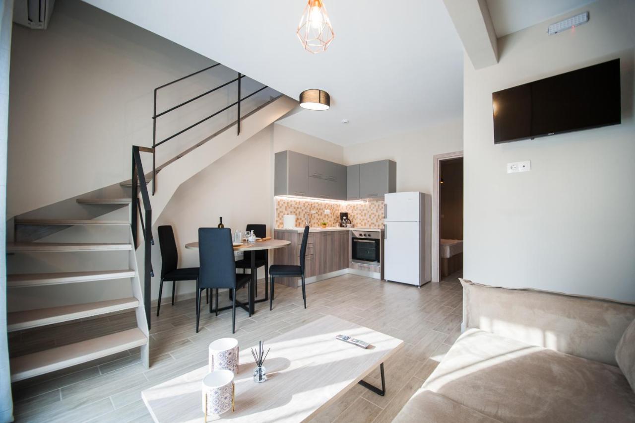 Niki'S Apartments Peraía エクステリア 写真