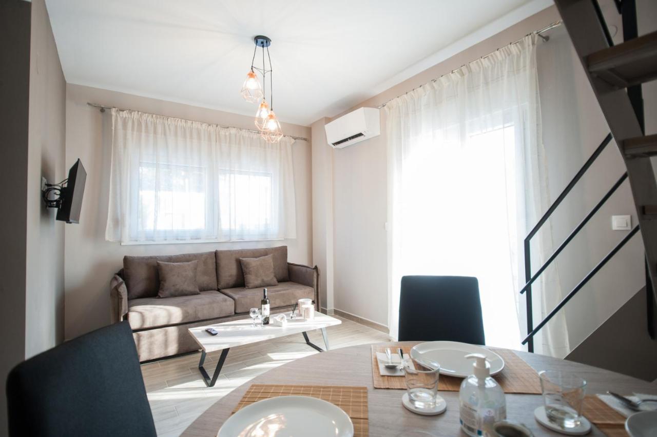 Niki'S Apartments Peraía エクステリア 写真