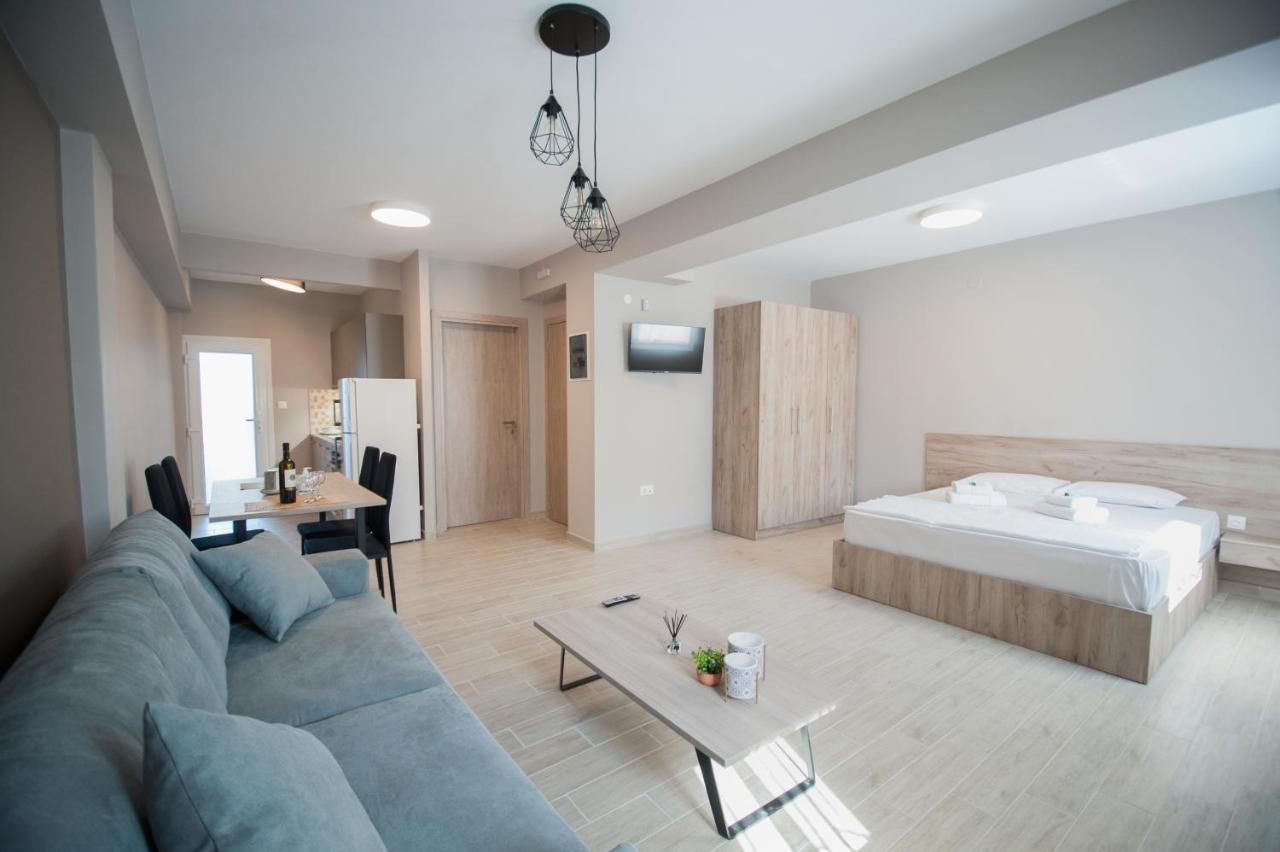 Niki'S Apartments Peraía エクステリア 写真