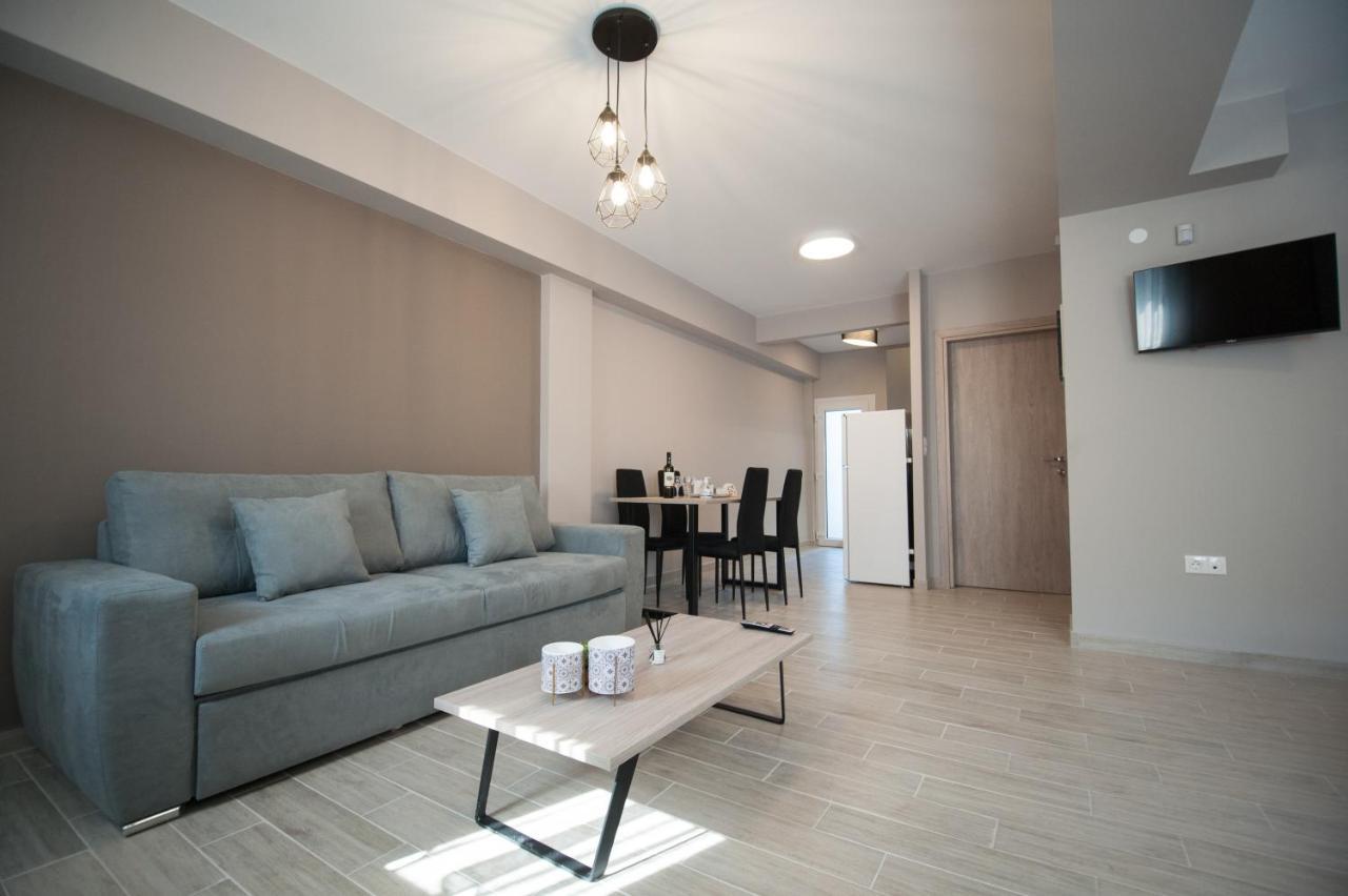 Niki'S Apartments Peraía エクステリア 写真